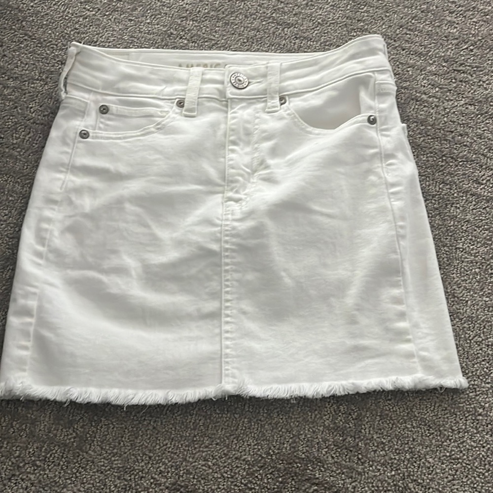 White American Eagle super stretch jean skirt size 0